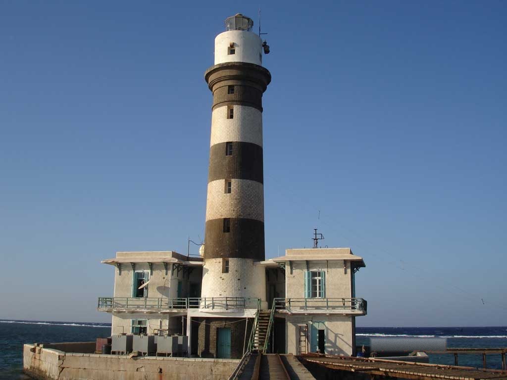 Abu el-Kizan (Daedalus Reef) lighthouse, Red Sea